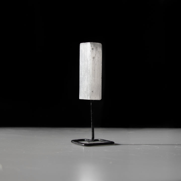Natural Selenite Crystal on Metal Stand - Healing Gemstone Decoration, Meditation Therapy Gifts