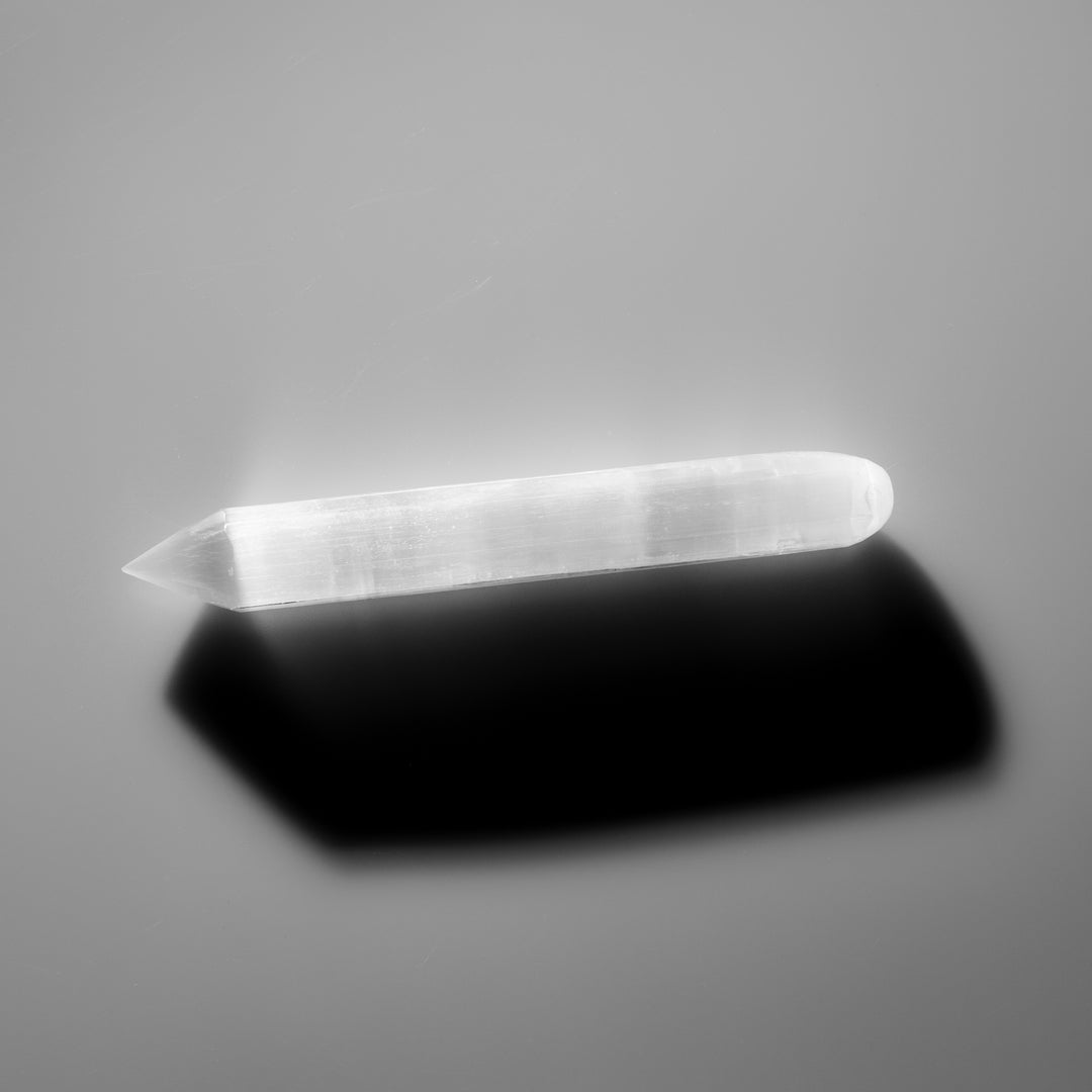 Varita de masaje en espiral de selenita natural - Cristal de selenita de 15 cm - Piedra curativa limpiadora y regeneradora