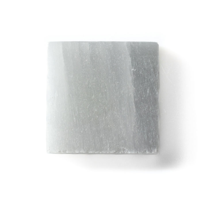 Placa de carga cuadrada de selenita natural - Cristal de selenita de 7,6 cm - Piedra curativa limpiadora y recargadora