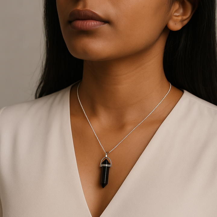 Collier pendentif en pointe d'obsidienne naturelle fabriqué à la main