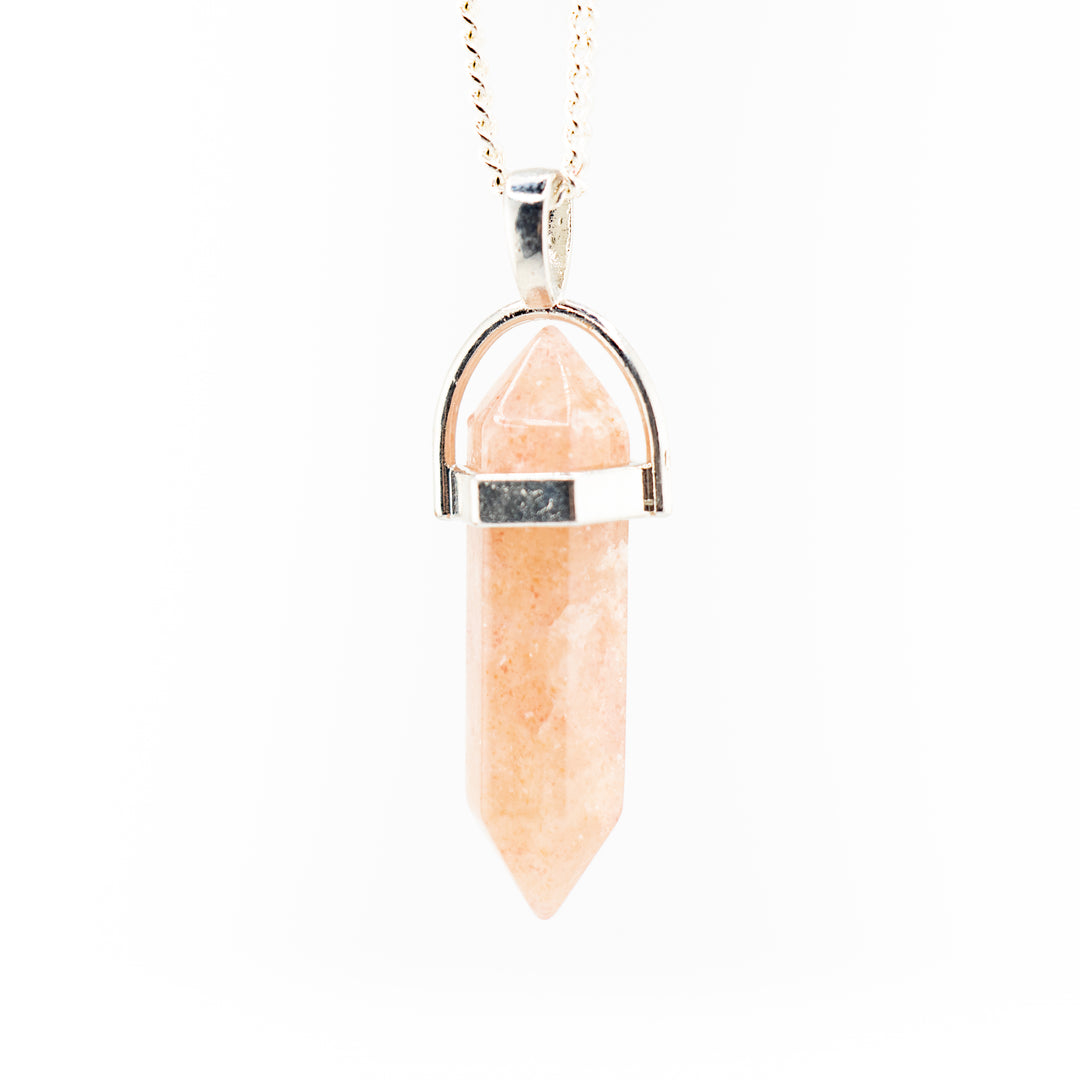 Collier pendentif en pointe de quartz fraise naturel fabriqué à la main