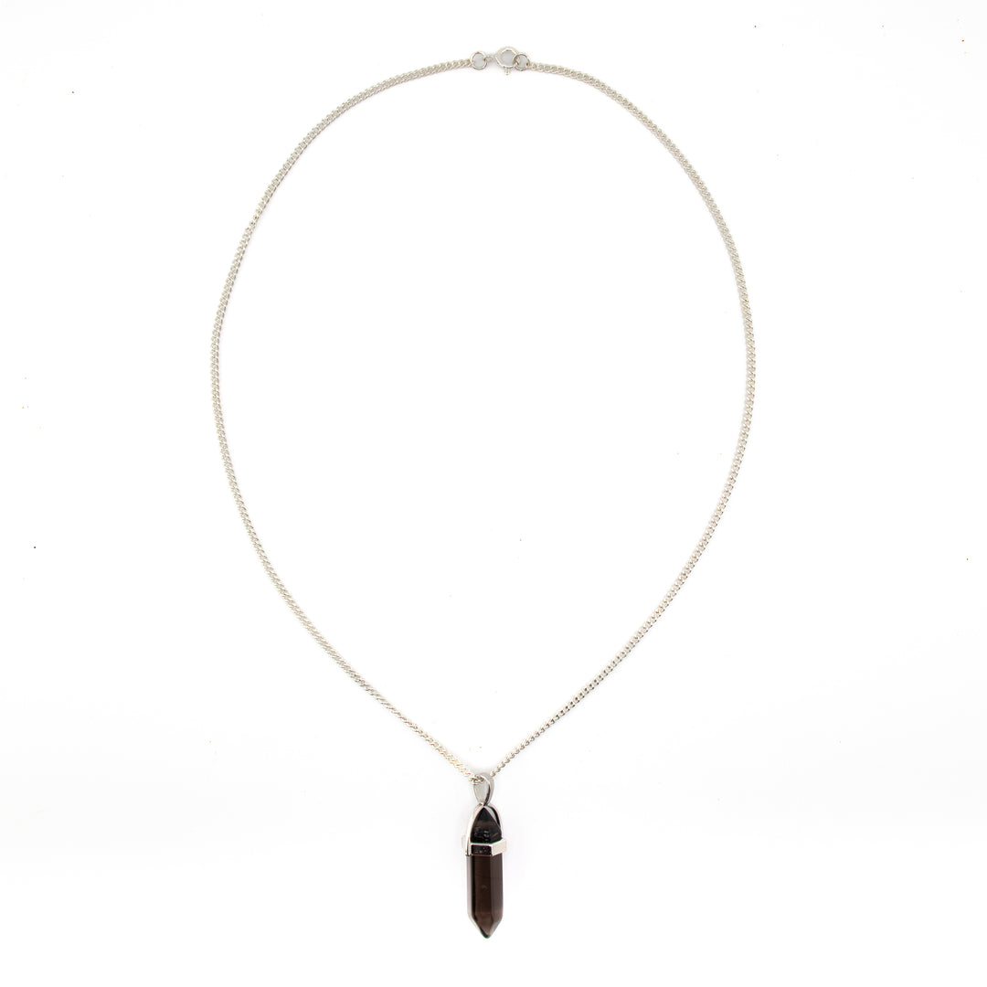 Collar con colgante de punta de cuarzo ahumado natural hecho a mano
