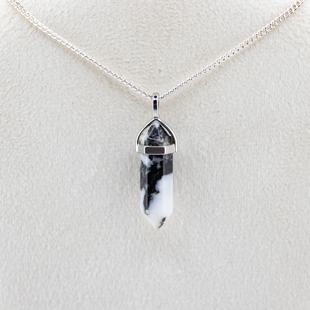 Collier avec pendentif en pointe de jaspe zèbre naturel fabriqué à la main