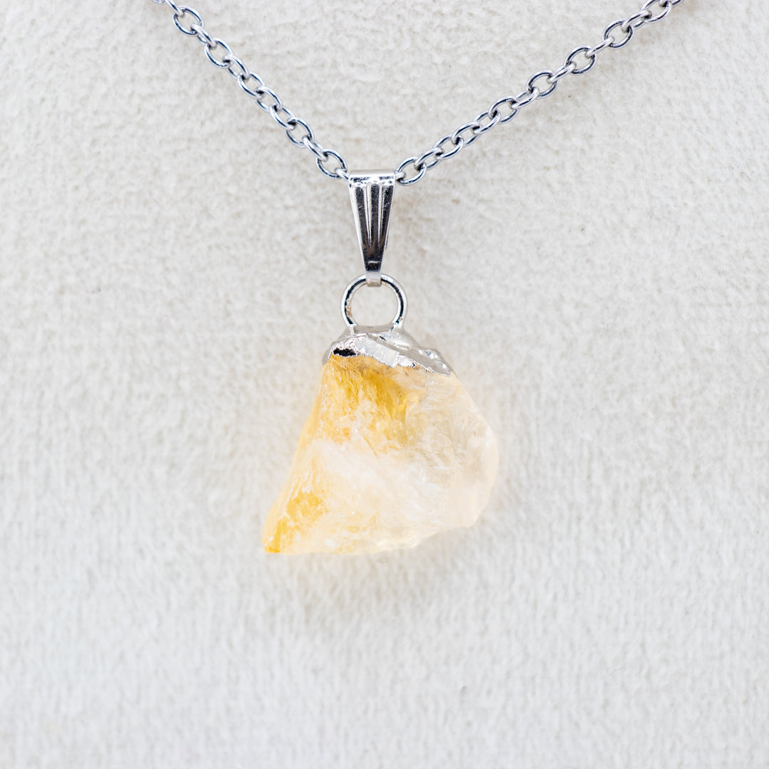 Collar con colgante de citrino natural hecho a mano