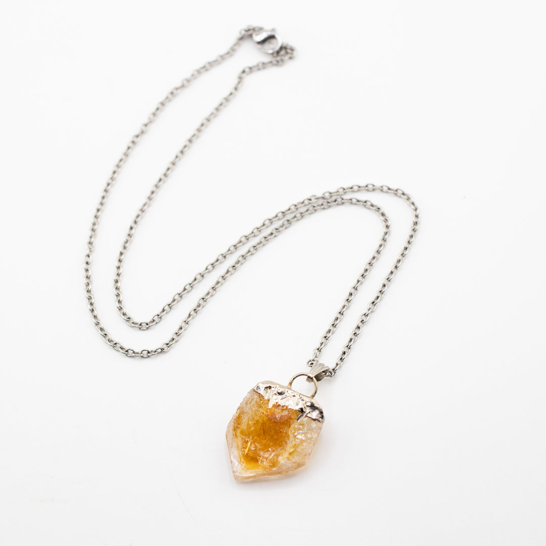 Collar con colgante de citrino natural hecho a mano