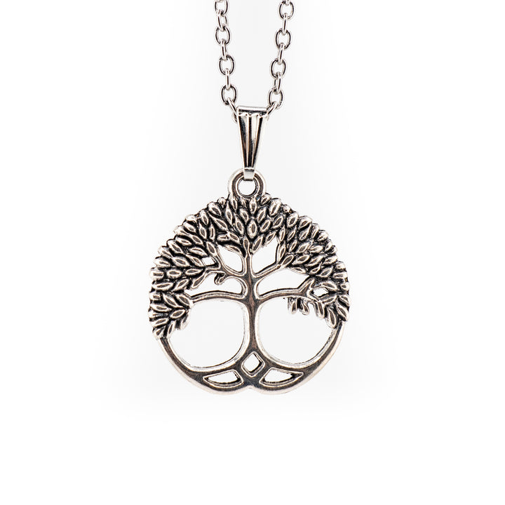 Pendentif Arbre de Vie en laiton argenté – Symbole artisanal de croissance et de force