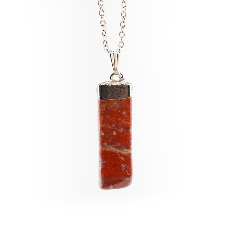 Collier avec pendentif en jaspe rouge naturel fait à la main