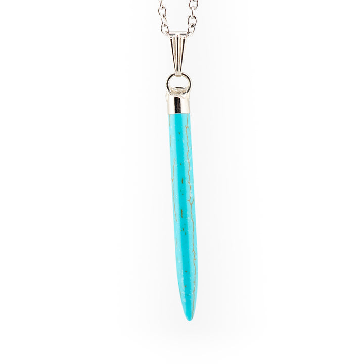 Collier avec pendentif flèche en howlite turquoise, fabriqué à la main - Une touche de spiritualité et de style