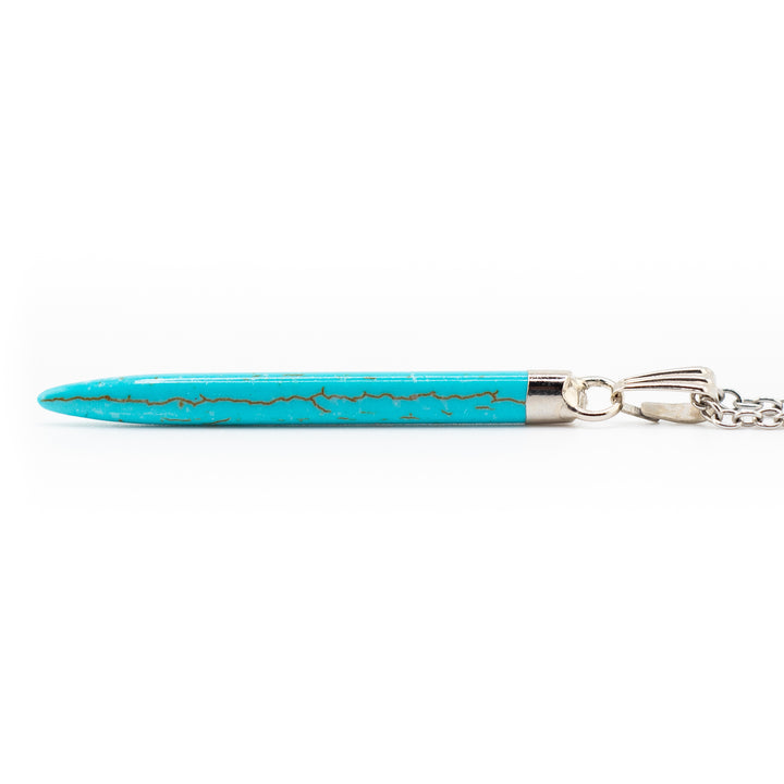 Collier avec pendentif flèche en howlite turquoise, fabriqué à la main - Une touche de spiritualité et de style
