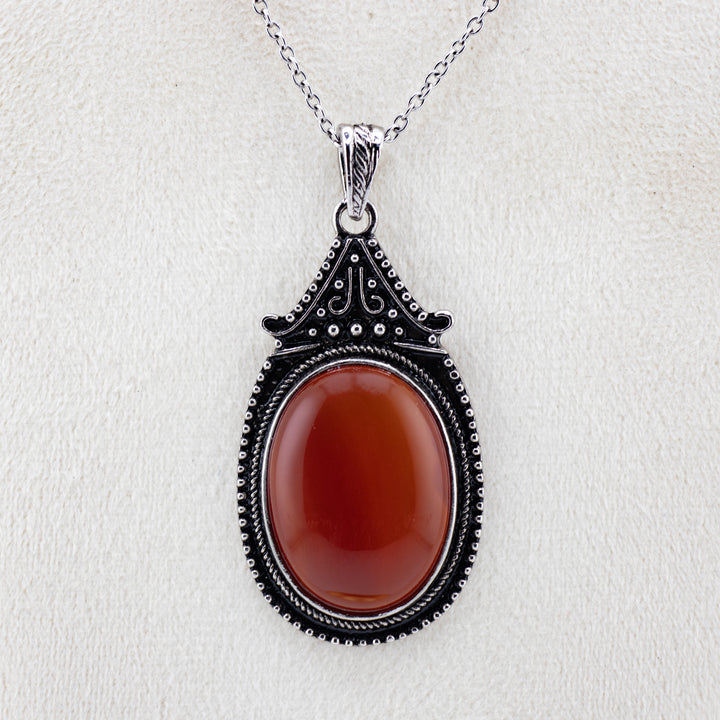 Collar con colgante de ágata roja natural: disfruta de la serenidad y el estilo