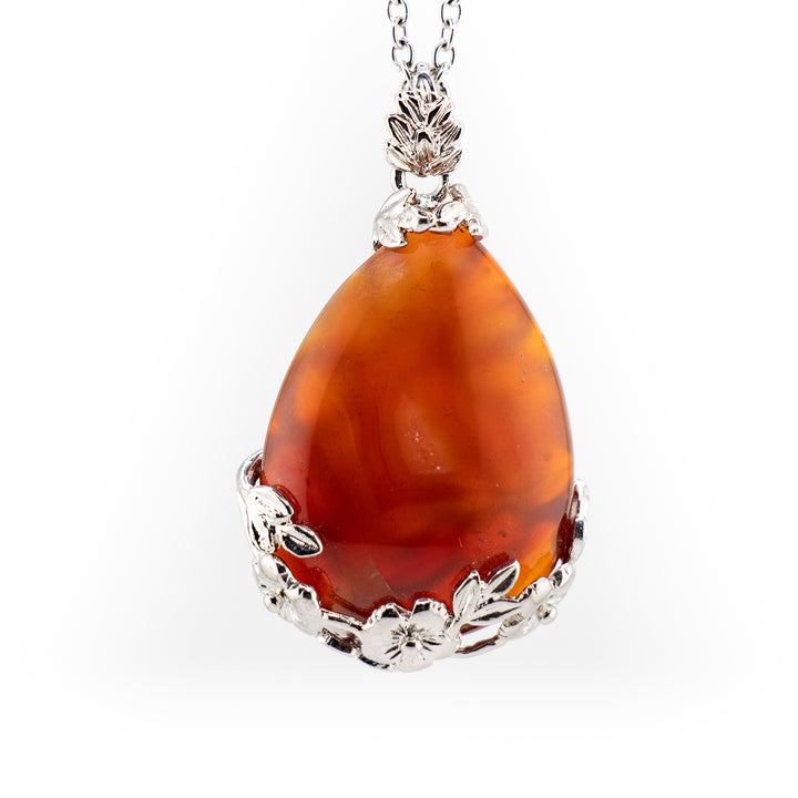 Collier avec pendentif en forme de larme d'agate rouge naturelle fabriqué à la main