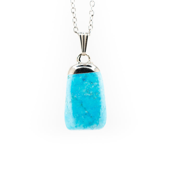 Handcrafted Synthetic Turquoise Howlite Gemstone Pendant Necklace