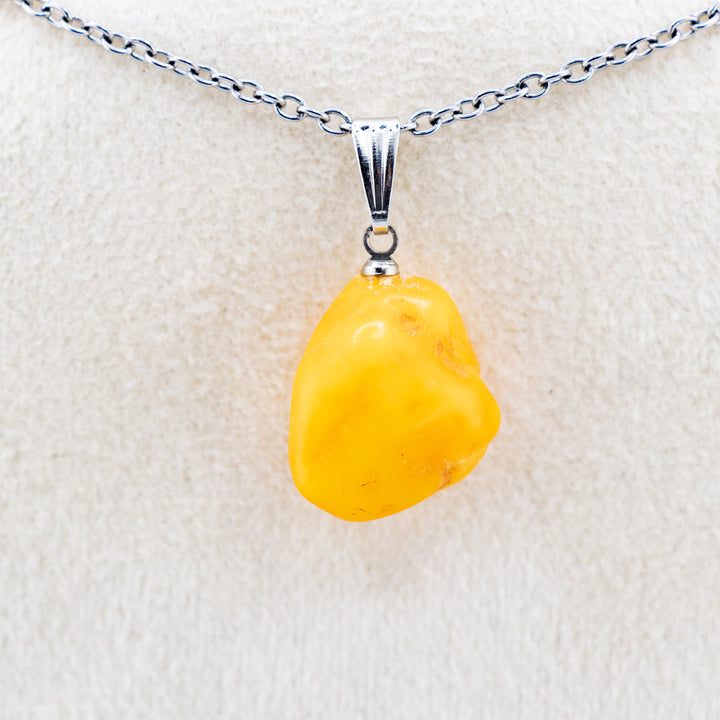 Baltic Amber Gemstone Pendant Necklace - Handcrafted Crystal Jewelry
