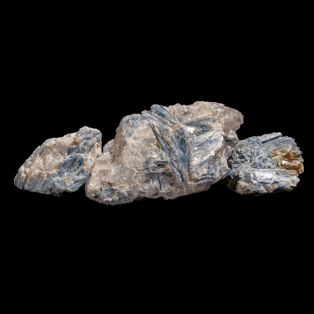 Cristaux bruts de cyanite bleue | Alignement et communication