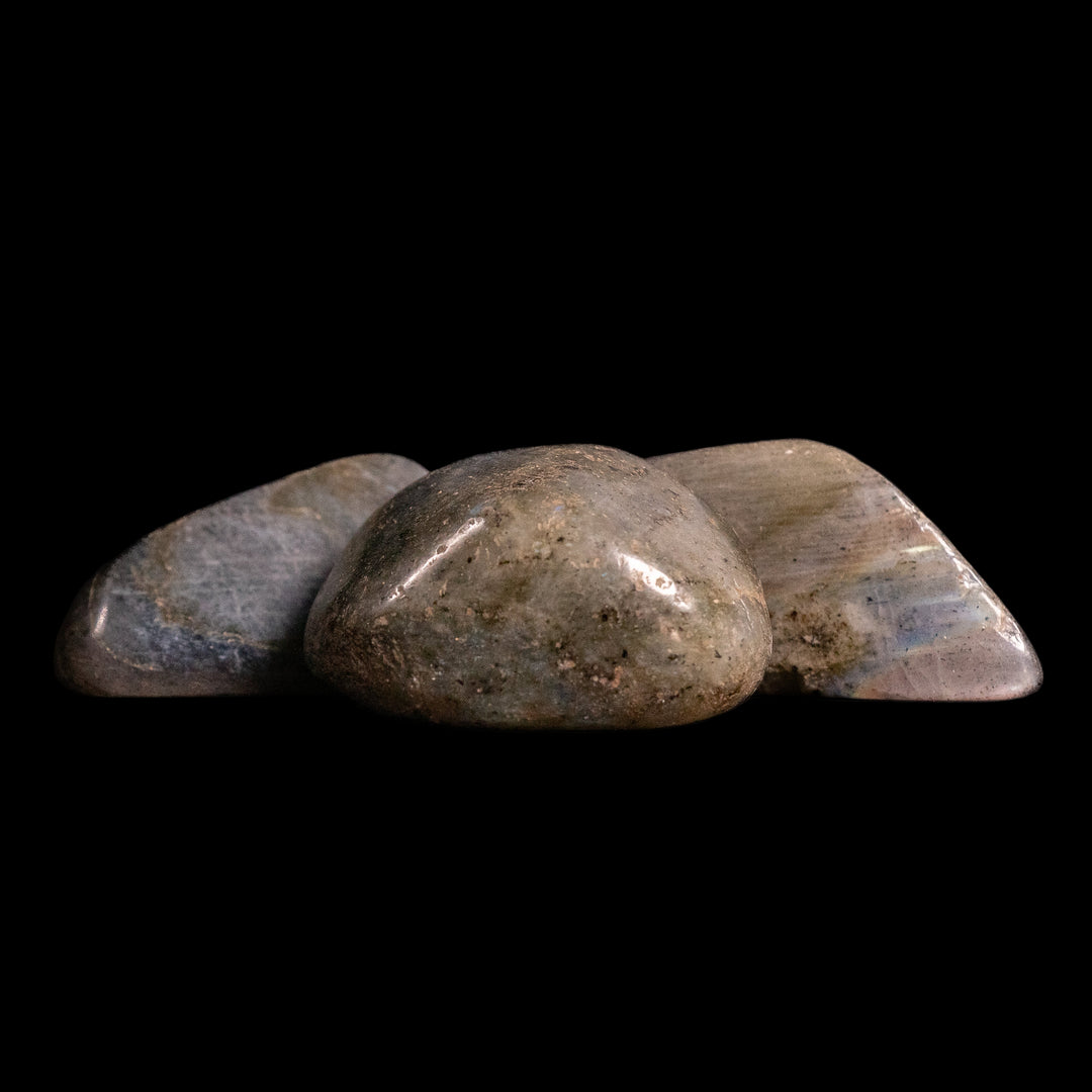 Labradorita natural pulida: gemas pulidas para el crecimiento espiritual y la energía positiva