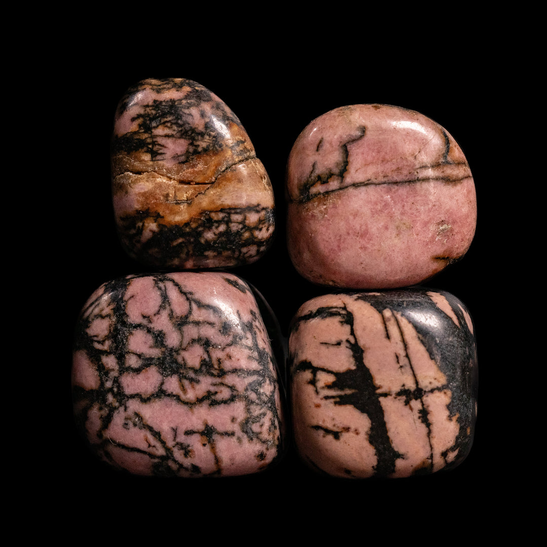 Rodonita natural pulida: piedras preciosas para la armonía y el amor