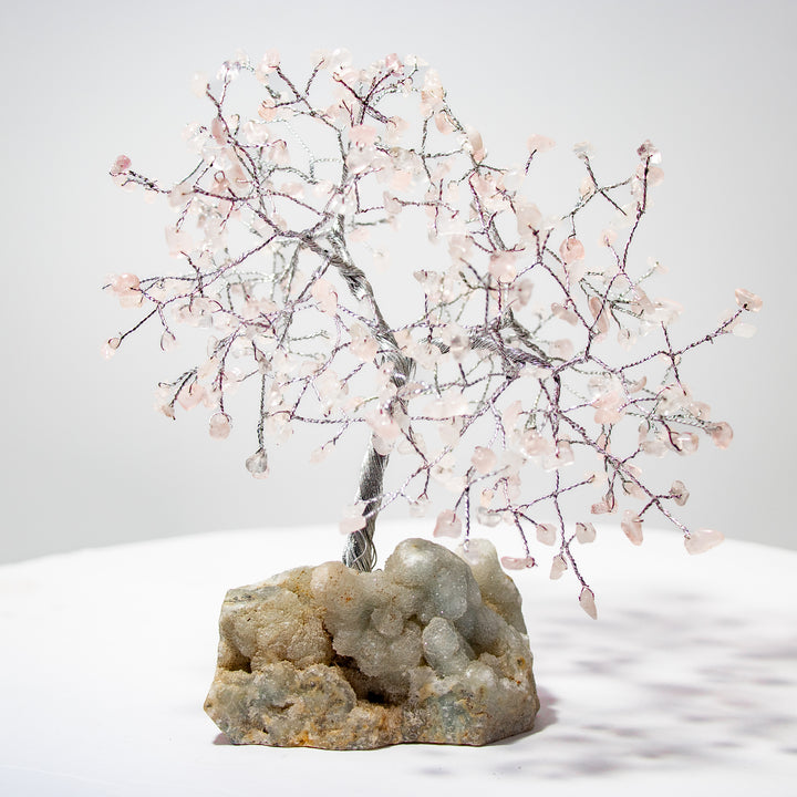 Árbol de piedras preciosas con base de zeolita – 18-20 cm