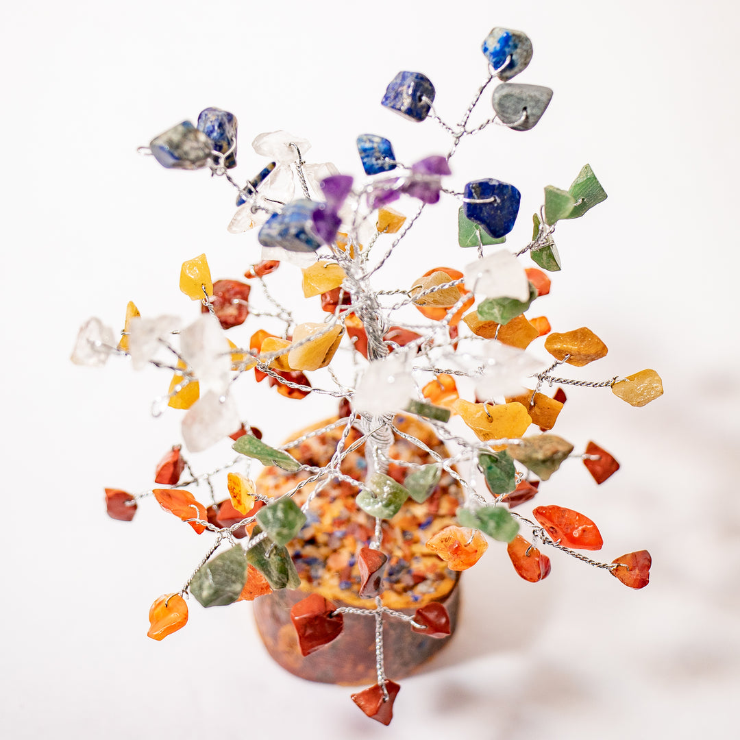 Arbre de cristal des 7 chakras avec base en bois naturel - 7"
