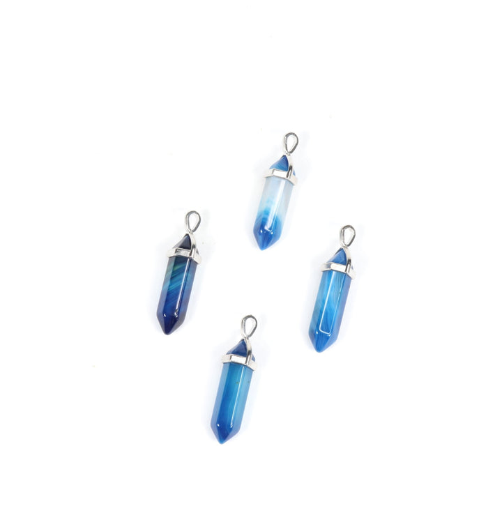 Collier pendentif en pointe d'agate bleue teinte à la main