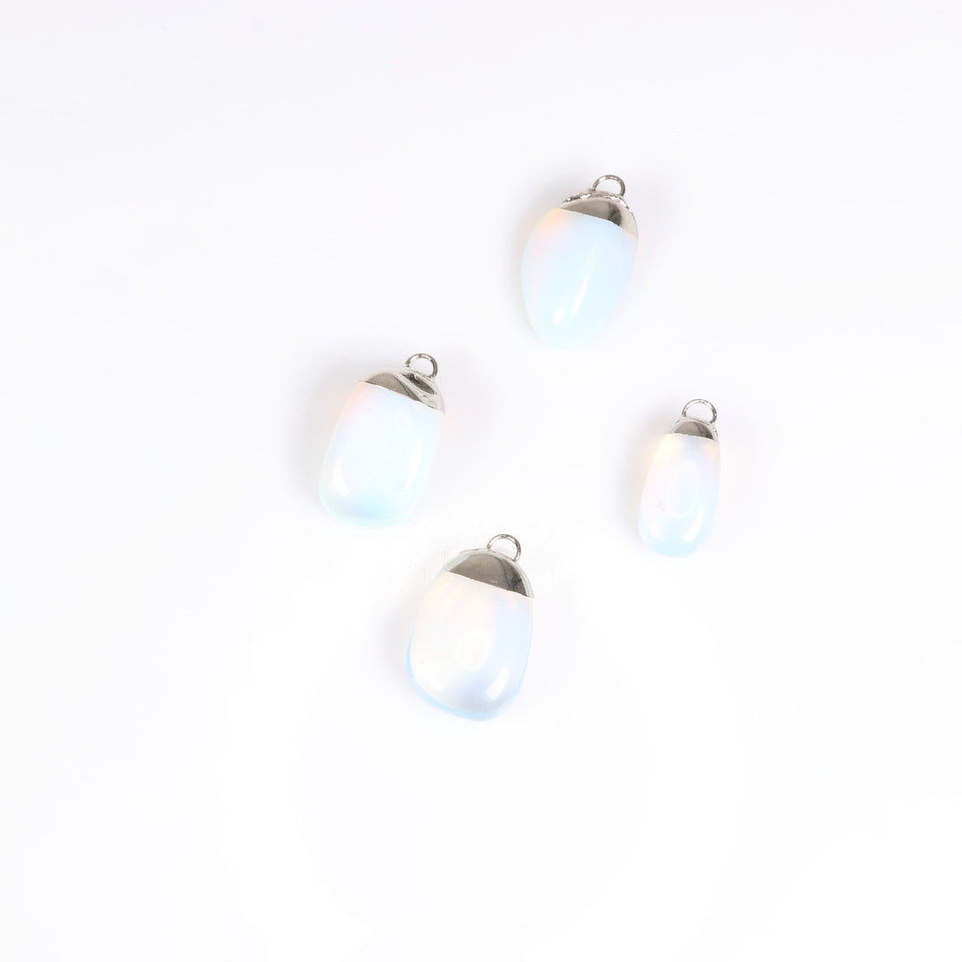 Collier avec pendentif en pierre précieuse d'opalite naturelle fabriqué à la main