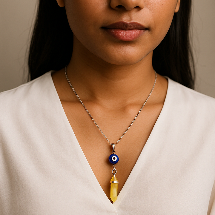 Collar con colgante de punta de citrino natural hecho a mano con dije de mal de ojo