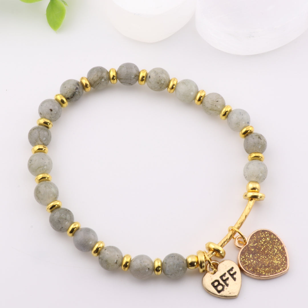 Natural Labradorite Heart Charm Bracelet – Captivating Gold Crystal Jewelry, 6mm Beads