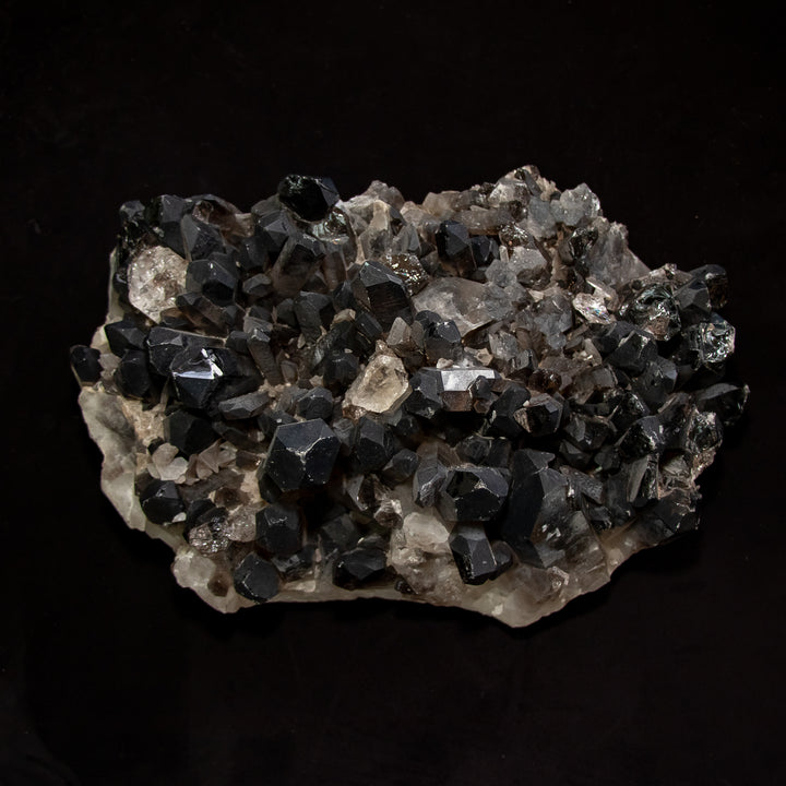 Raro racimo de cuarzo ahumado “Trono de obsidiana” – 23 lb