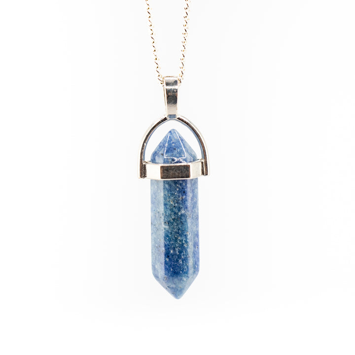 Collier pendentif en pointe d'aventurine bleue naturelle fabriqué à la main