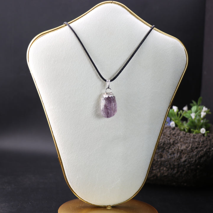 Handcrafted Natural Amethyst Gemstone Pendant Necklace