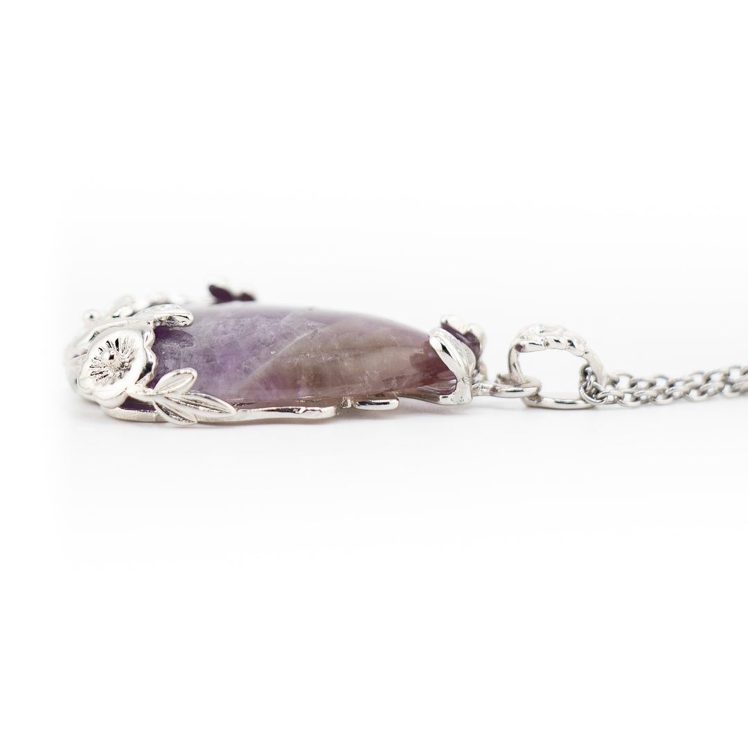 Handcrafted Teardrop Amethyst Gemstone Pendant – Serenity & Style Unearthed