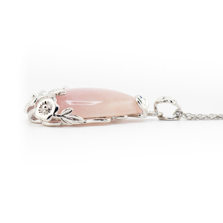 Pendentif en forme de larme en quartz rose naturel fabriqué à la main - Collier en pierres précieuses attirant l'amour