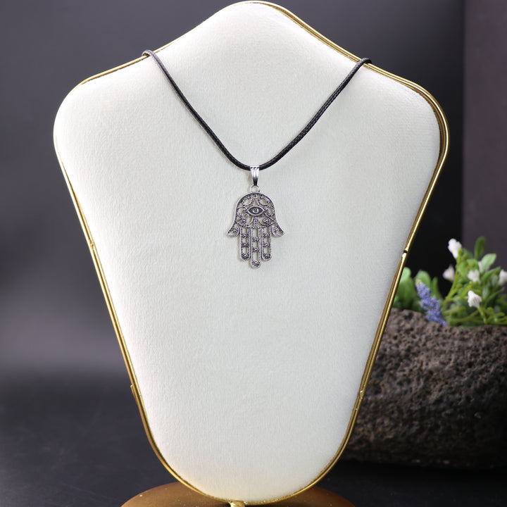 Colgante de mano de Fátima de latón color plata - Collar espiritual chic, Mano de Fátima
