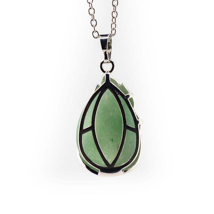Collar con colgante de lágrima de aventurina verde natural hecho a mano