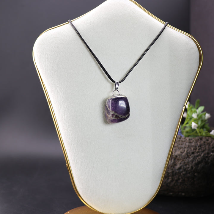 Handcrafted Natural Dream Amethyst Gemstone Pendant Necklace