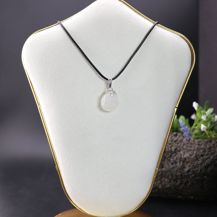 Handcrafted Natural Milly Quartz Gemstone Pendant Necklace