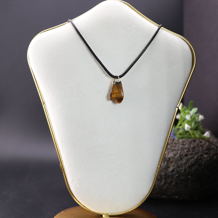 Handcrafted Natural Tiger Eye Gemstone Pendant Necklace