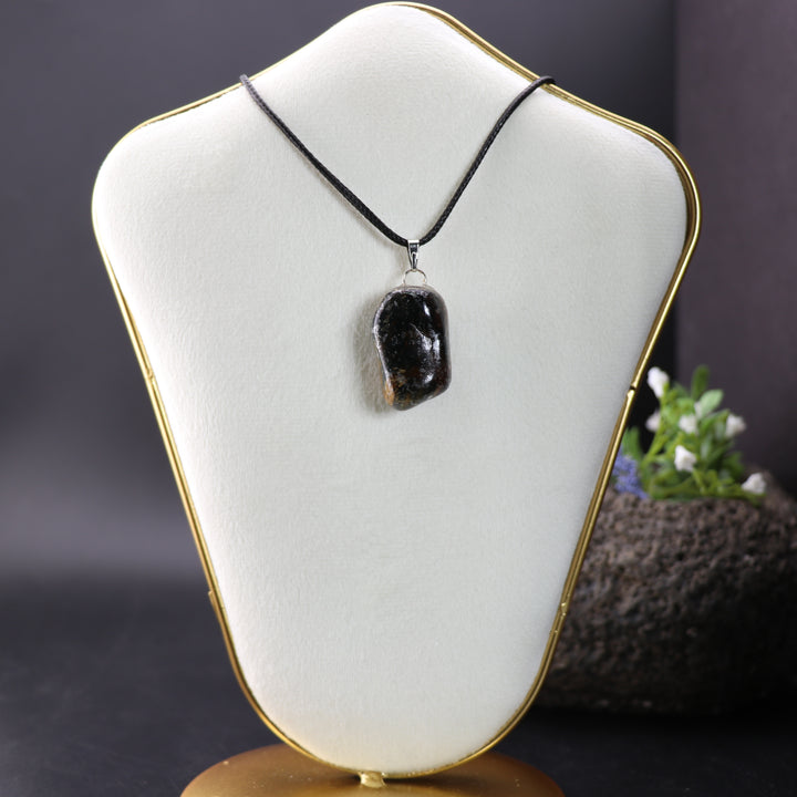 Handcrafted Natural Iron Tiger Eye Gemstone Pendant Necklace