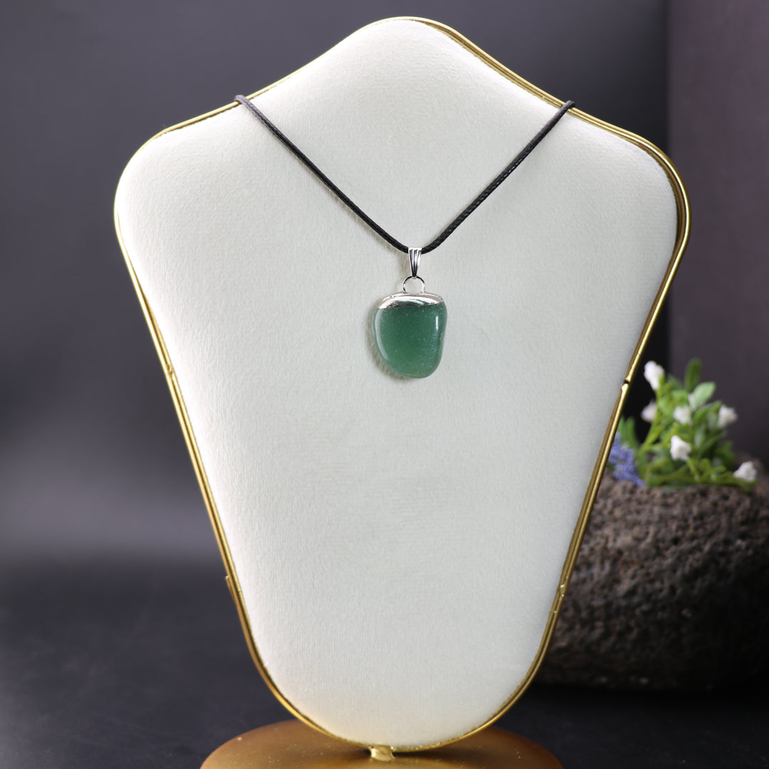 Handcrafted Natural Green Aventurine Gemstone Pendant Necklace