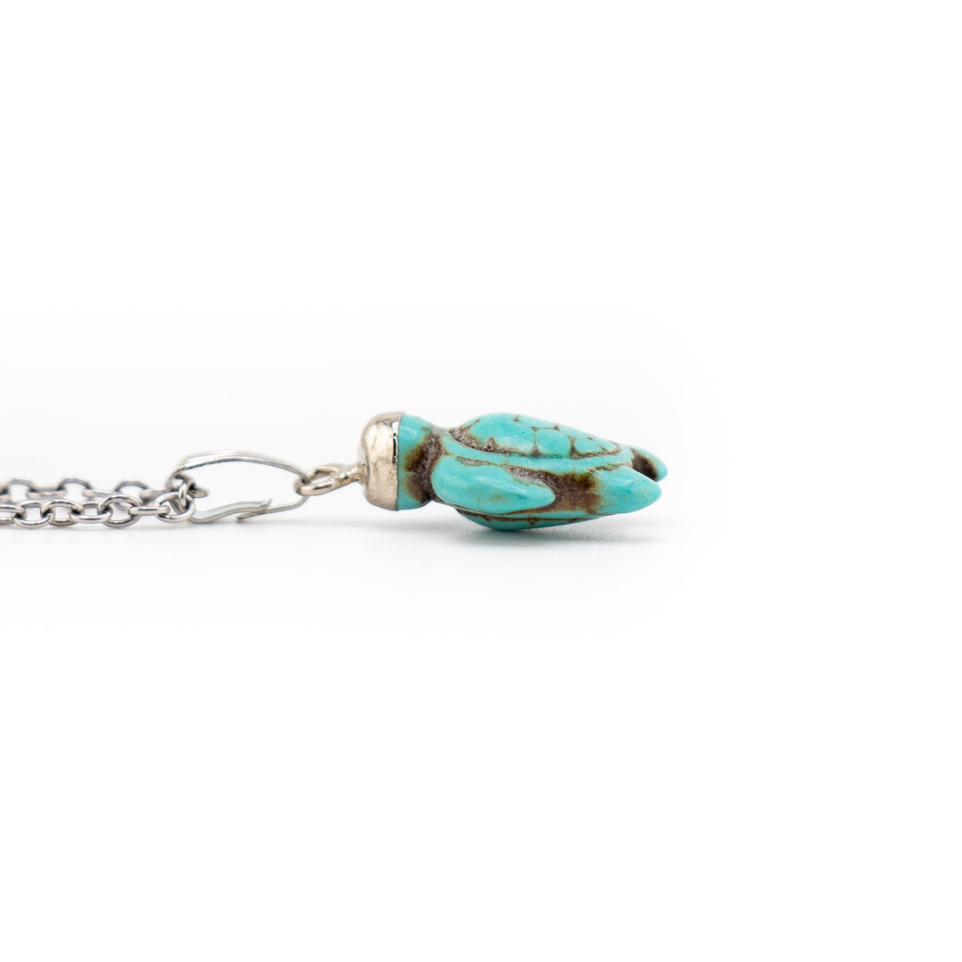 Turquoise Howlite Turtle Pendant Necklace - Serene Beauty & Handcrafted Charm
