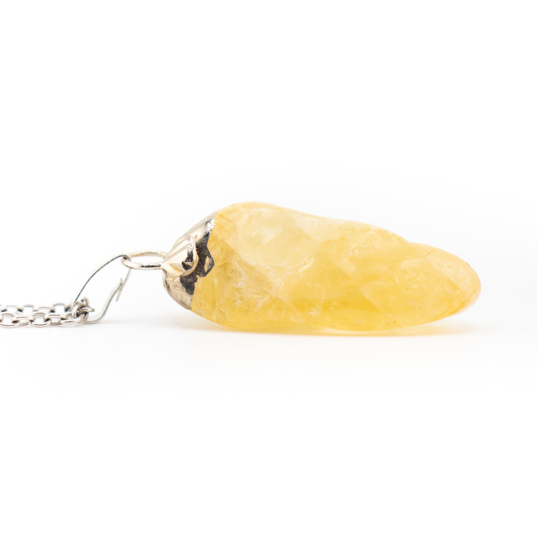 Collier pendentif en pierre précieuse de citrine naturelle fabriqué à la main