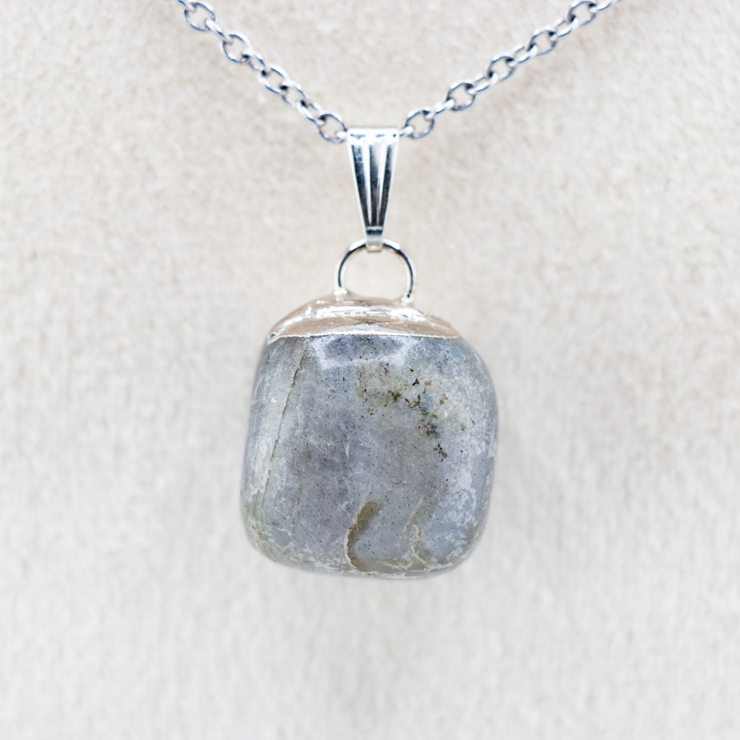 Labradorite Gemstone Pendant Necklace - Handcrafted Crystal Jewelry