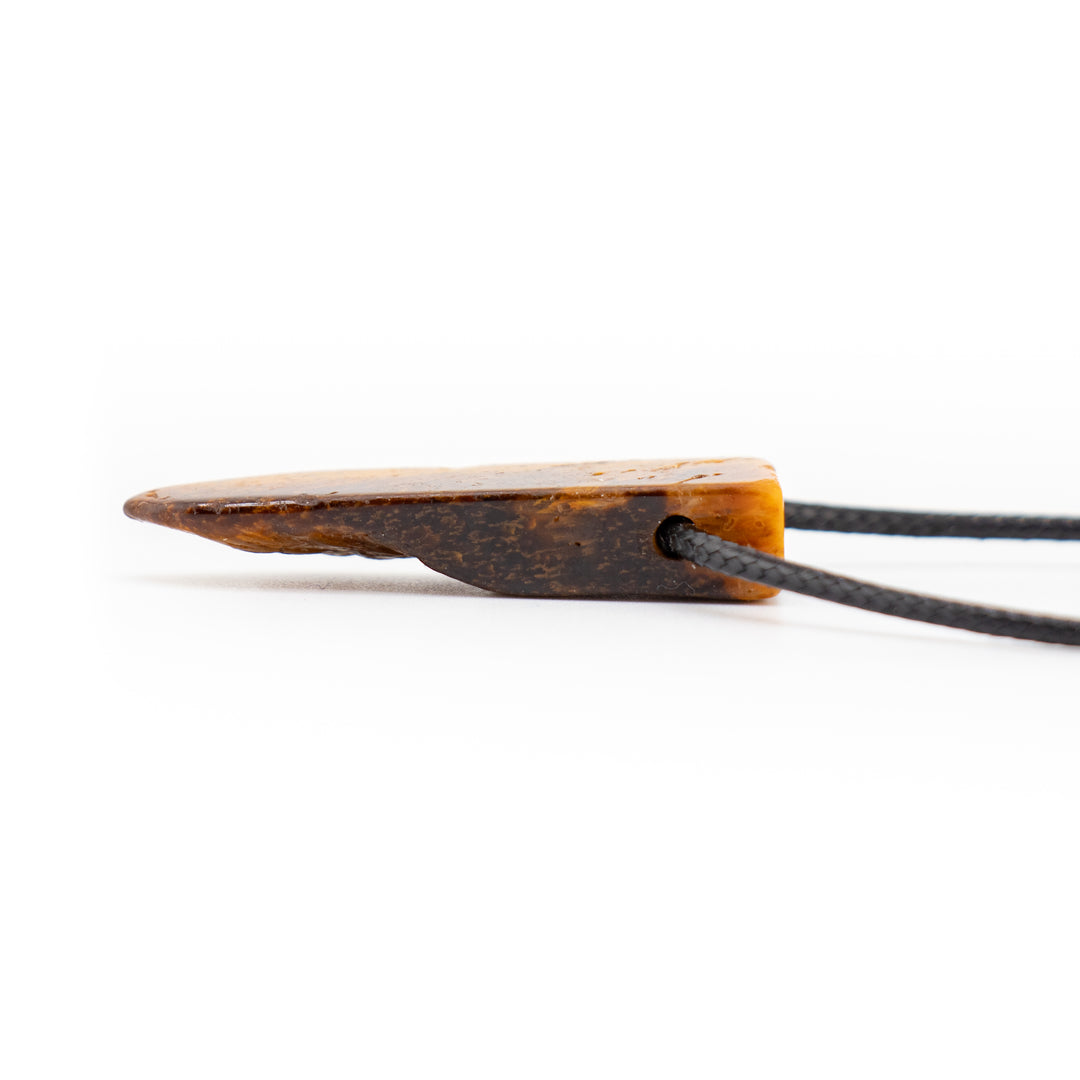 Collier pendentif en œil de tigre naturel, fabriqué à la main, sans métal, pour peaux sensibles