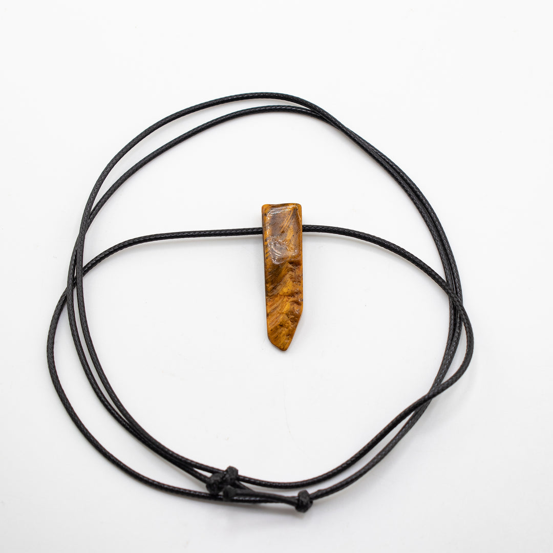 Collier pendentif en œil de tigre naturel, fabriqué à la main, sans métal, pour peaux sensibles