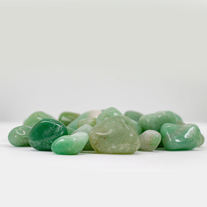 Natural Green Aventurine Tumbled Polished Crystal Stones, 2-3 cm, B Quality